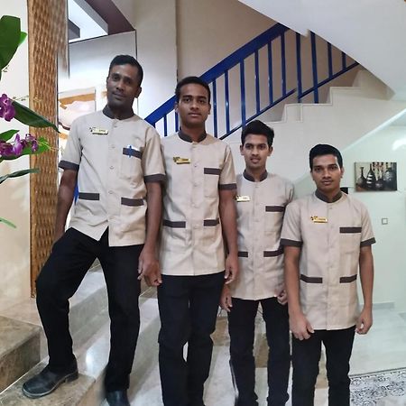 Al Aman Hotel Apartment Al Buraimi Extérieur photo