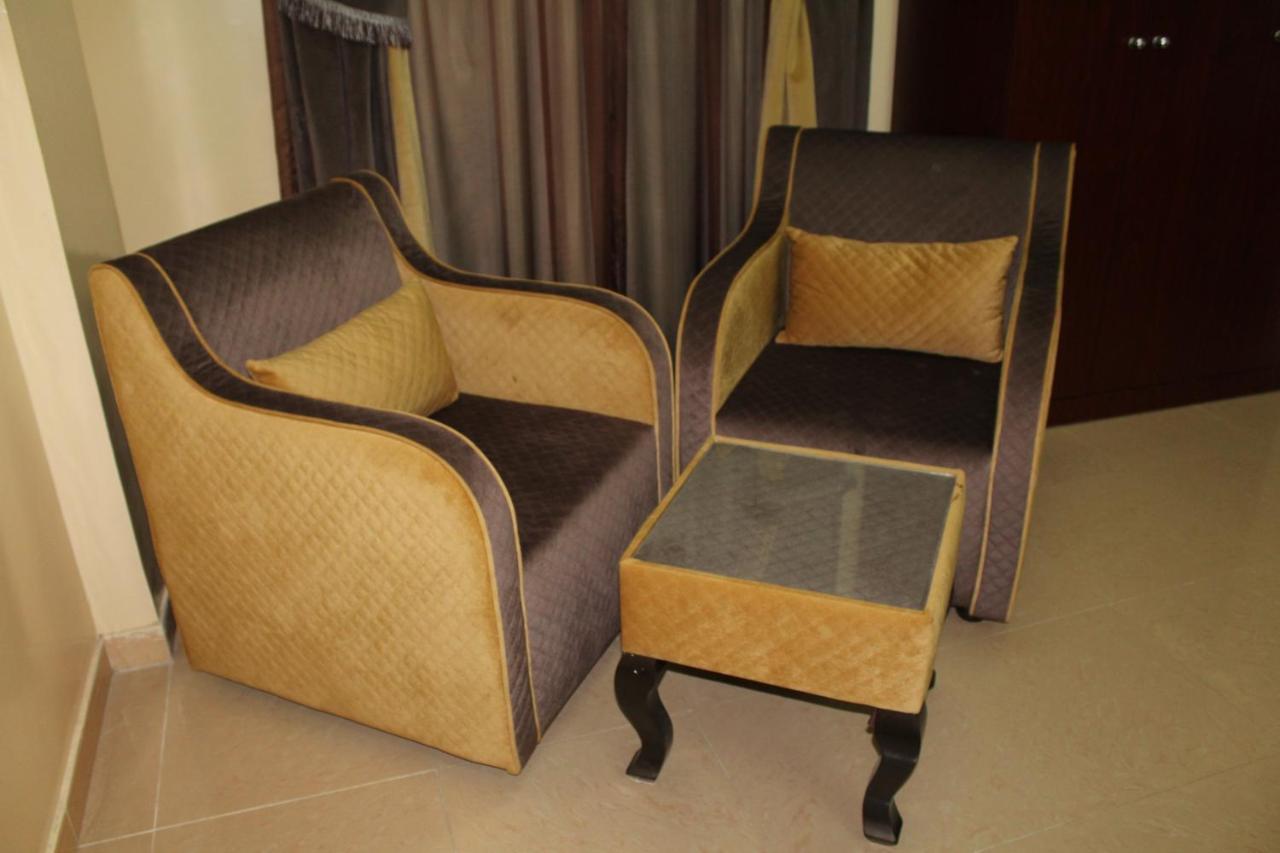 Al Aman Hotel Apartment Al Buraimi Extérieur photo